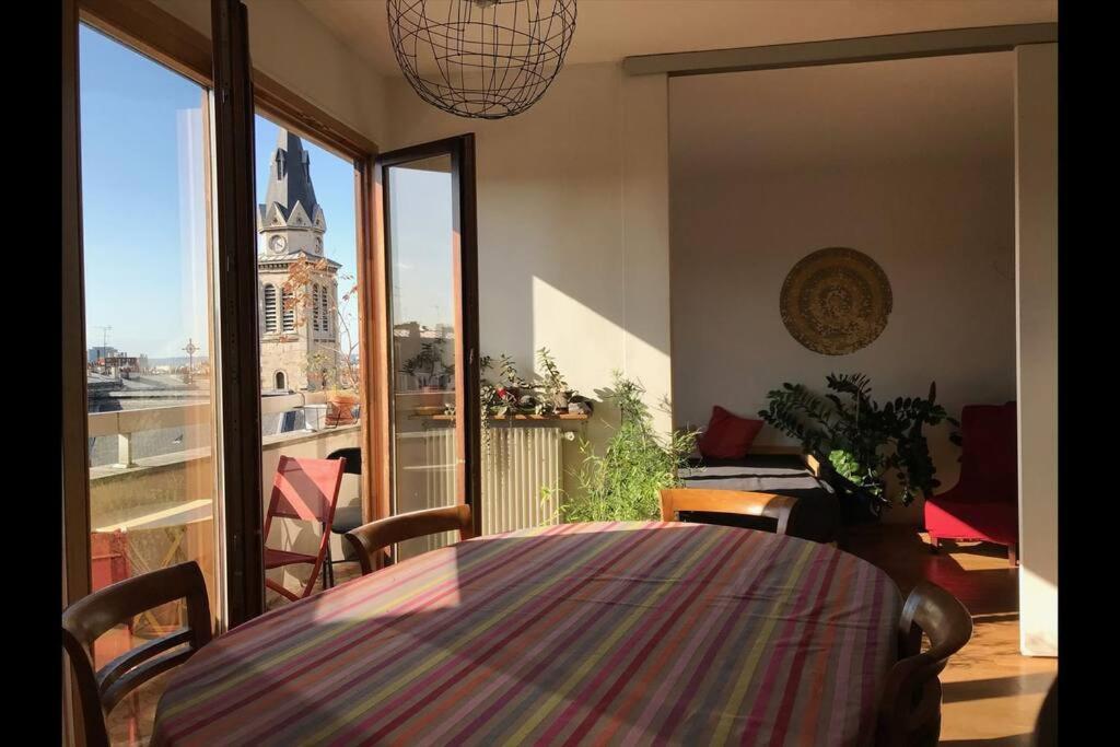 Le Charme De Montmartre A Ciel Ouvert Paris Extérieur photo